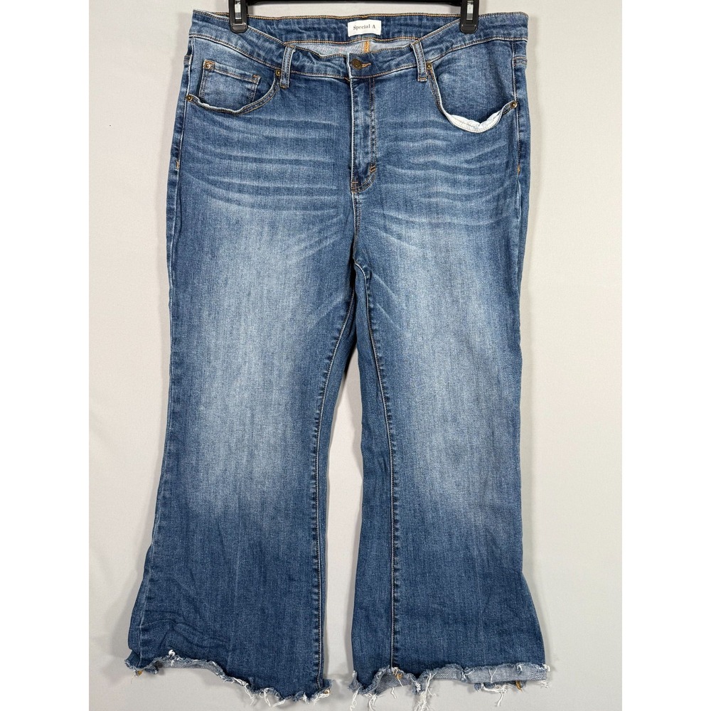 Special A Jeans‎ 2XL Women's Blue Straight Raw Hem Distressed 38x26" Rise 11"